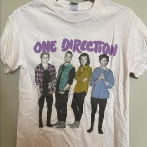 One Direction 2015 shirt